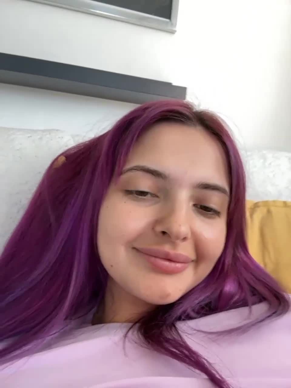 View or download file kristinanice on 2023-07-08 from bongacams