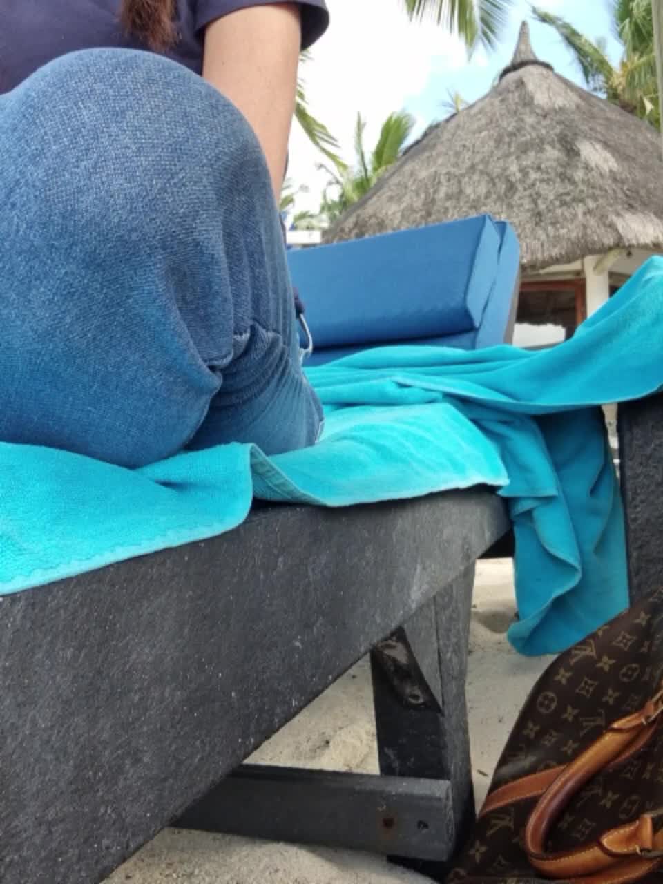 View or download file mr_and_mrs_smith_xxl on 2023-07-08 from bongacams