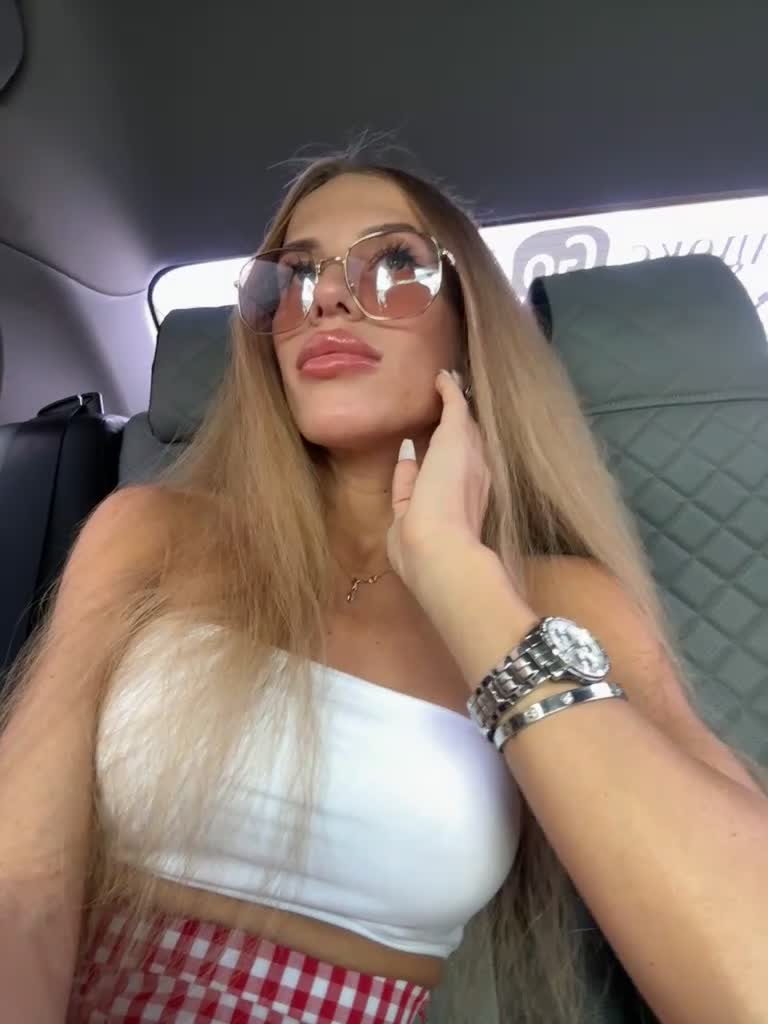 View or download file blondinochkaa on 2023-07-09 from bongacams