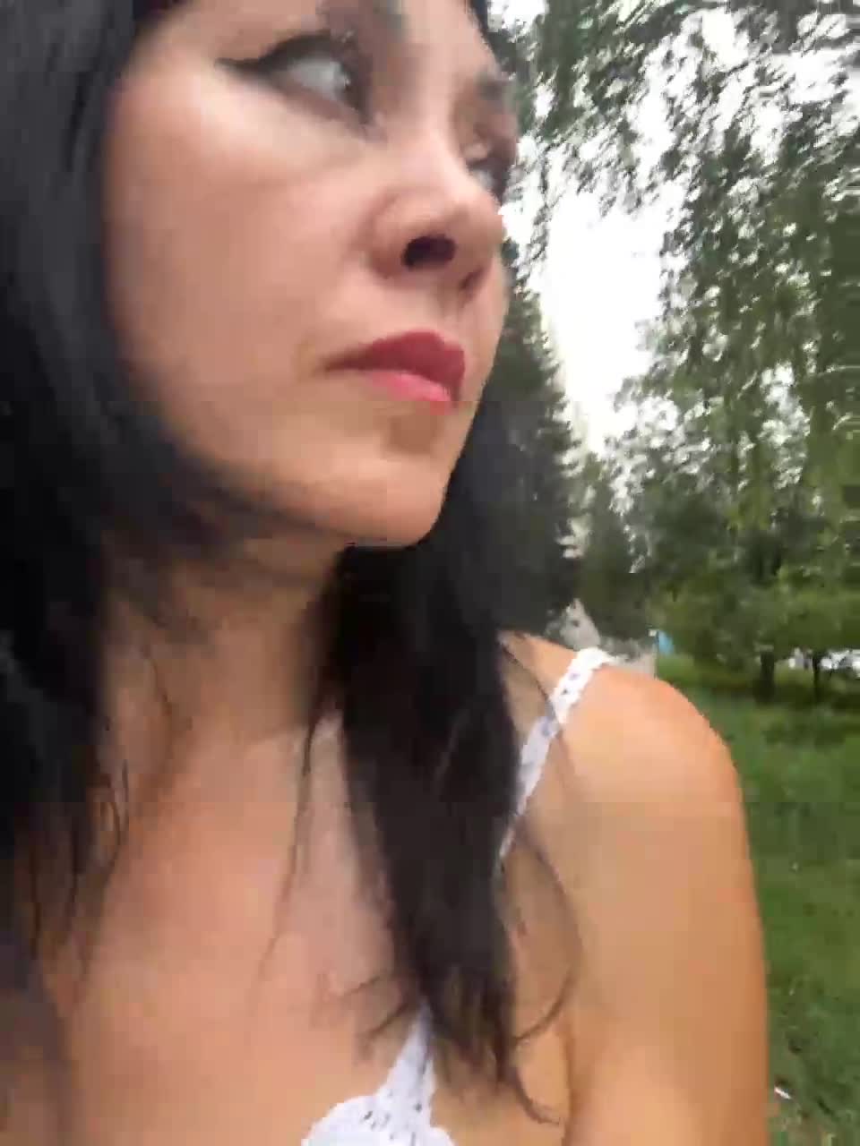 View or download file karolinamilf on 2023-07-09 from bongacams