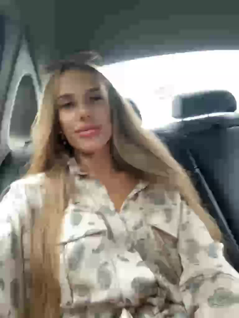 View or download file blondinochkaa on 2023-07-10 from bongacams