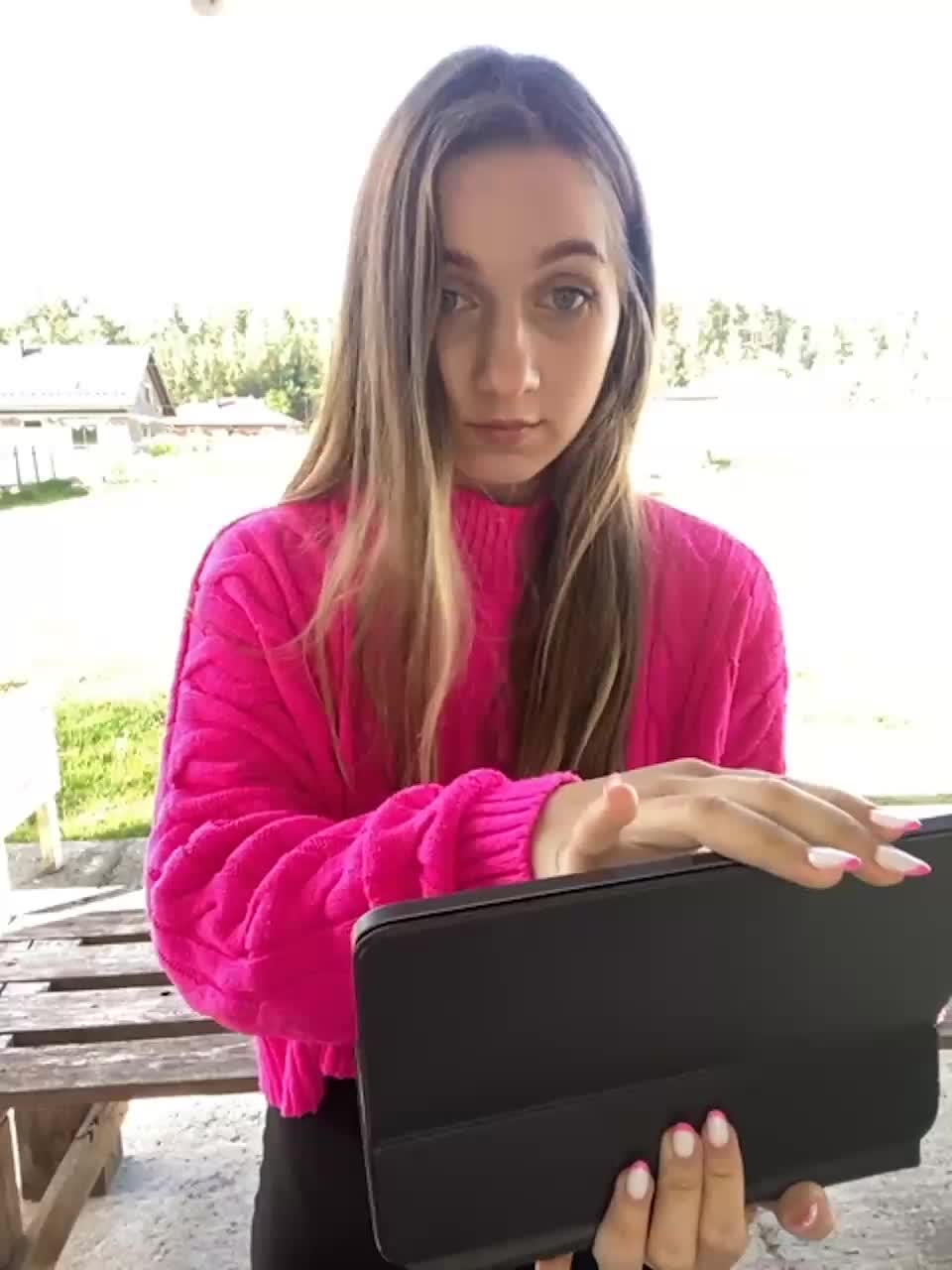 View or download file liizza on 2023-07-10 from bongacams