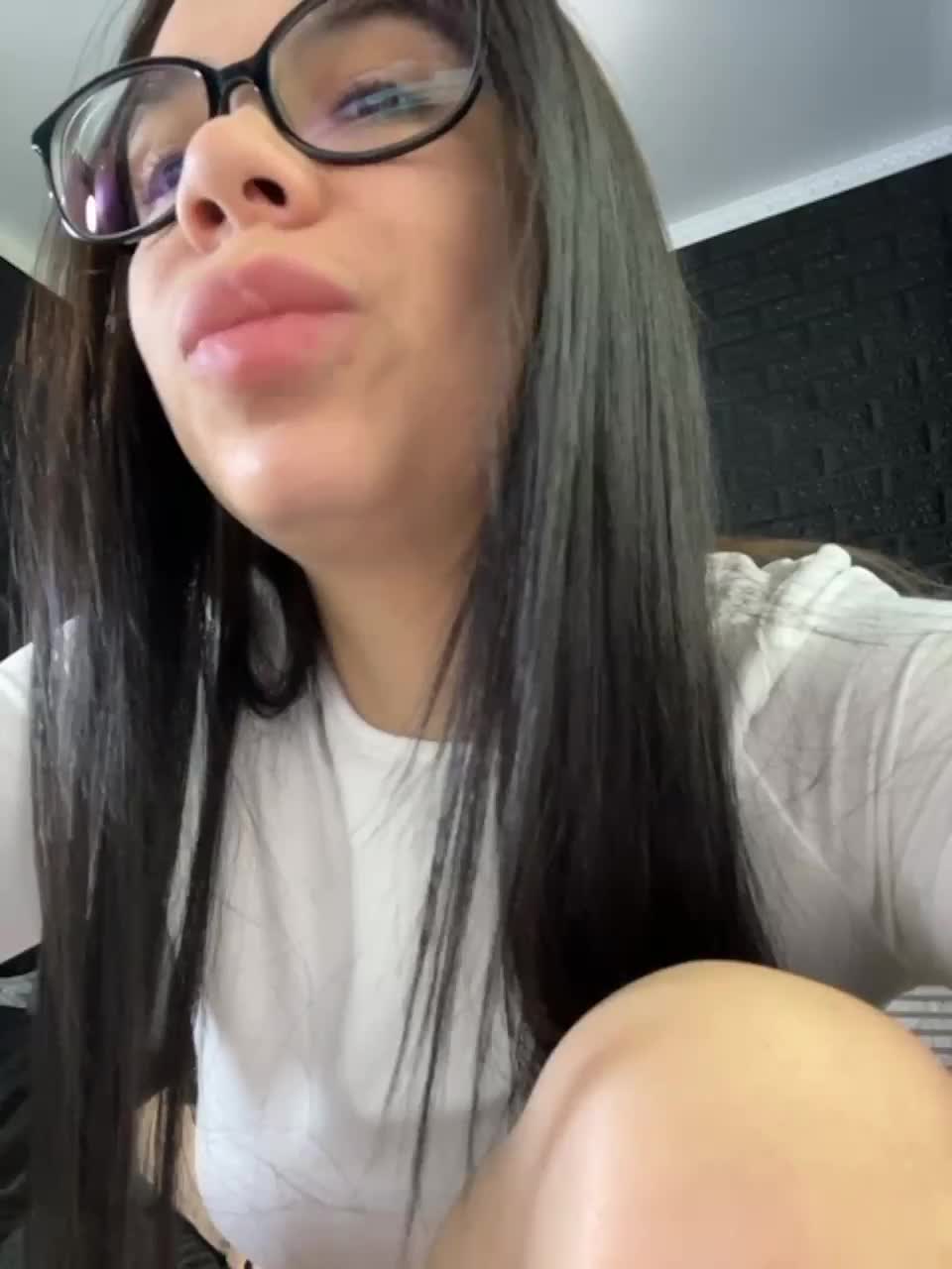 View or download file vero19nika on 2023-07-10 from bongacams