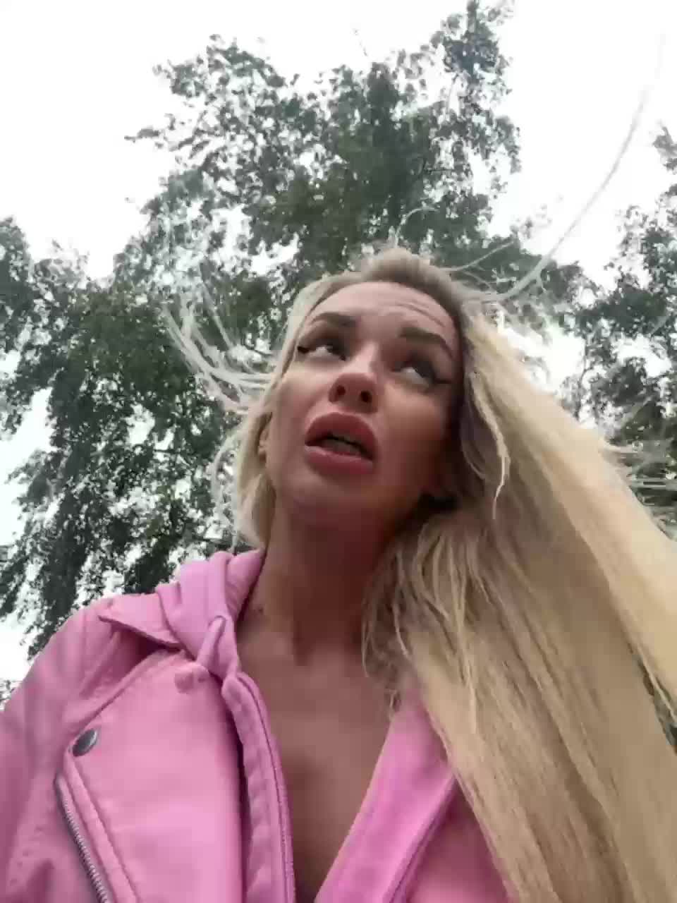 View or download file goldpussy69 on 2023-07-11 from bongacams