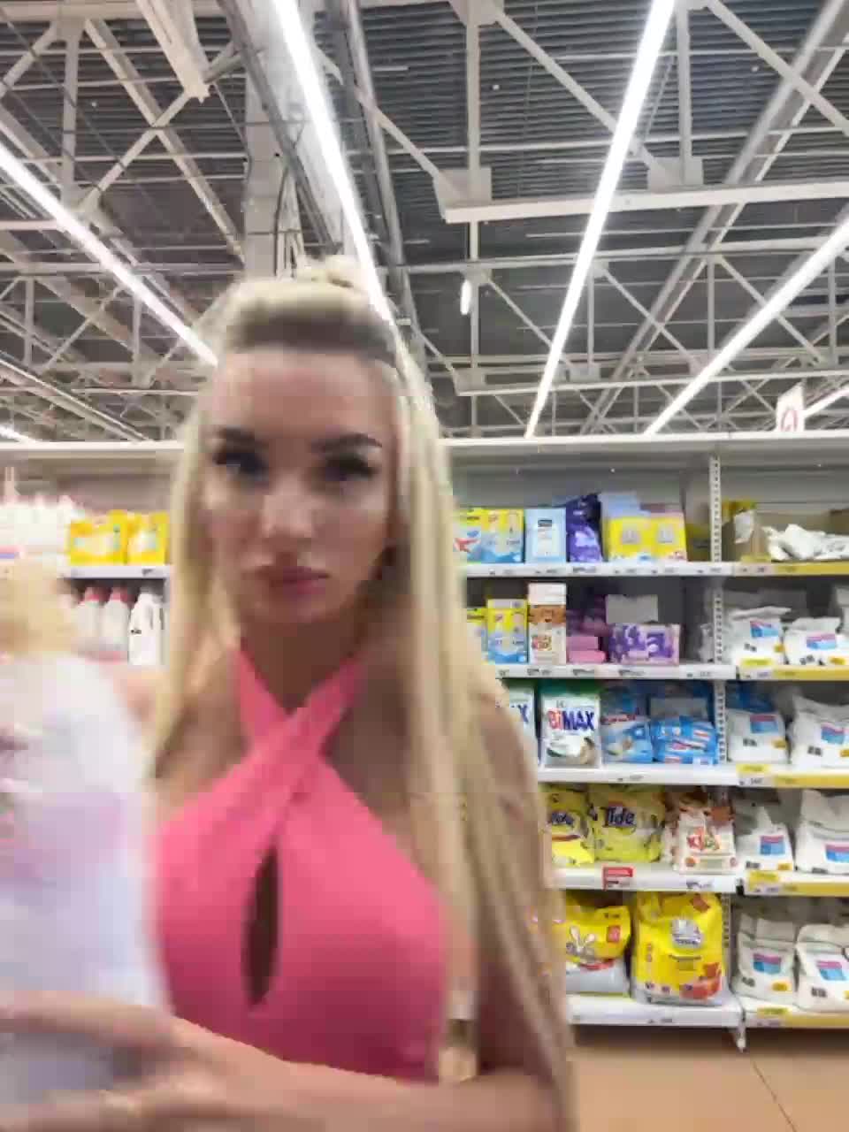 View or download file goldpussy69 on 2023-07-11 from bongacams