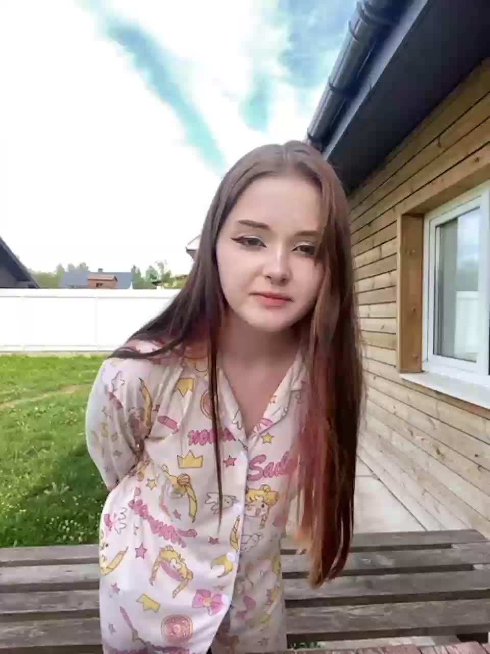 View or download file liizza on 2023-07-11 from bongacams