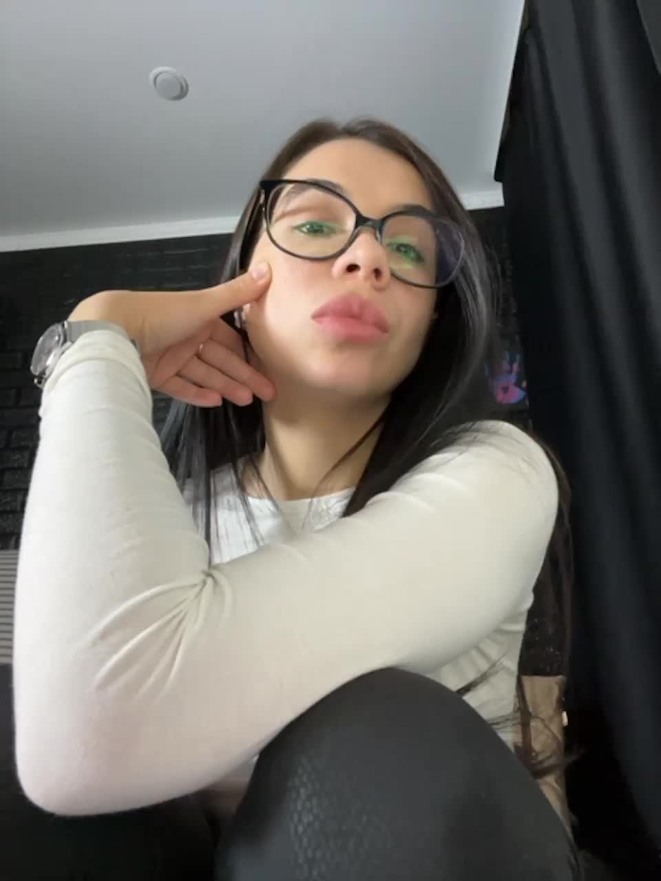 View or download file vero19nika on 2023-07-11 from bongacams