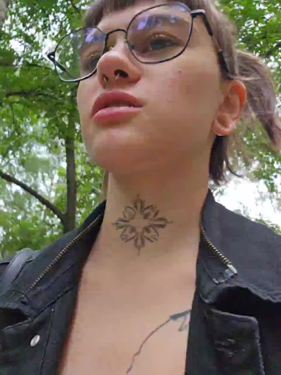 View or download file lolymolly on 2023-07-13 from Bongacams