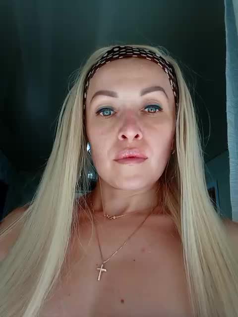 View or download file tinahot on 2023-07-13 from bongacams