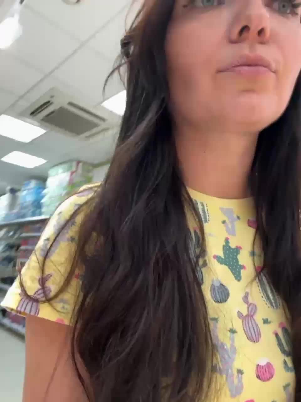 View or download file divora on 2023-07-15 from bongacams