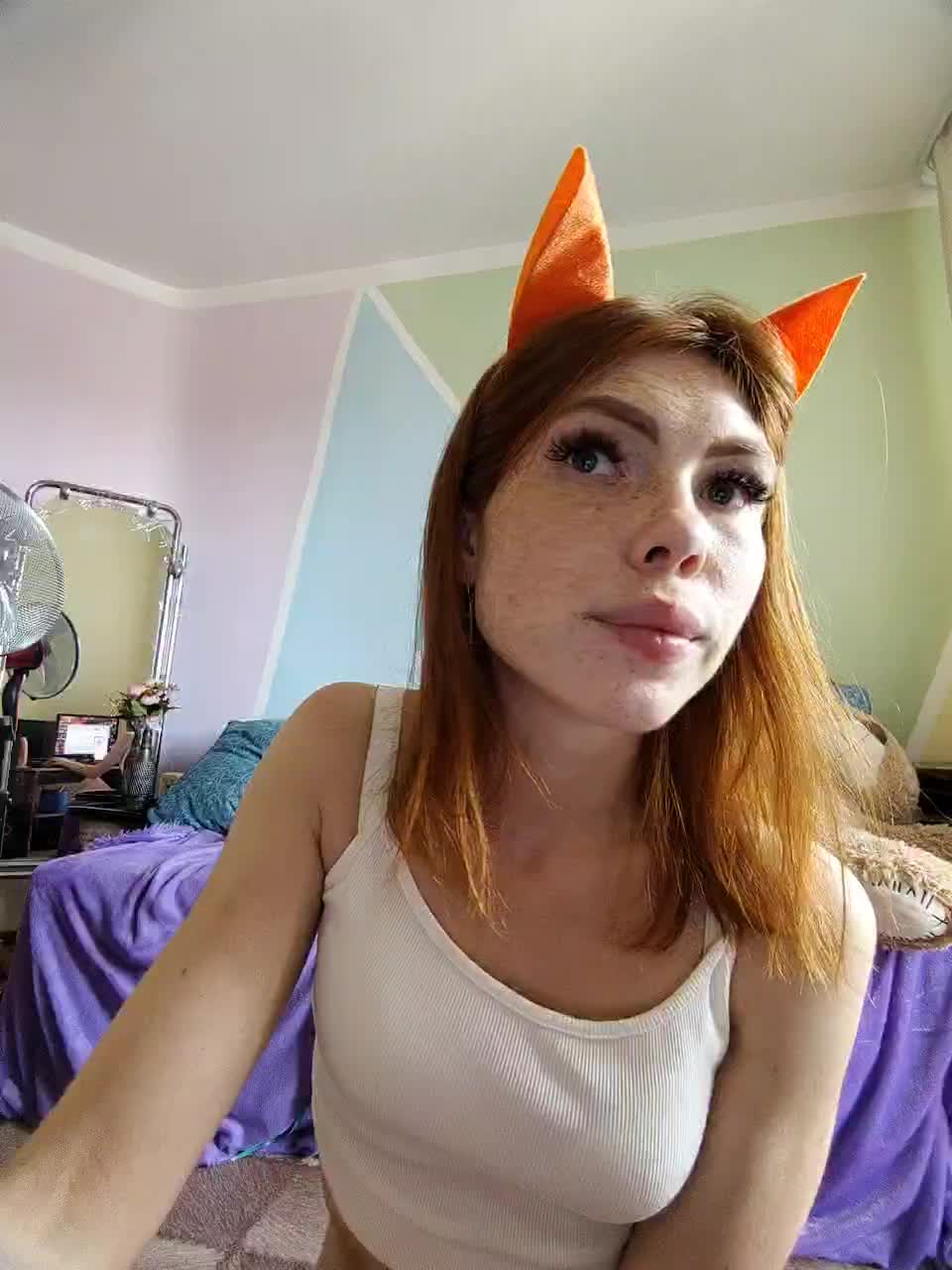 View or download file fox_hole on 2023-07-16 from bongacams