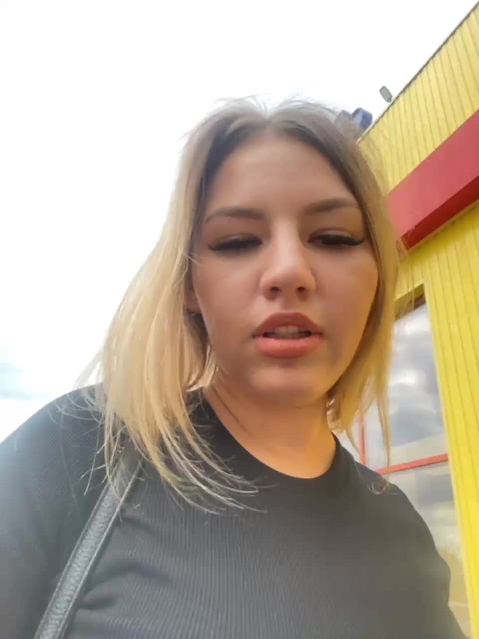 View or download file karolina7 on 2023-07-17 from bongacams