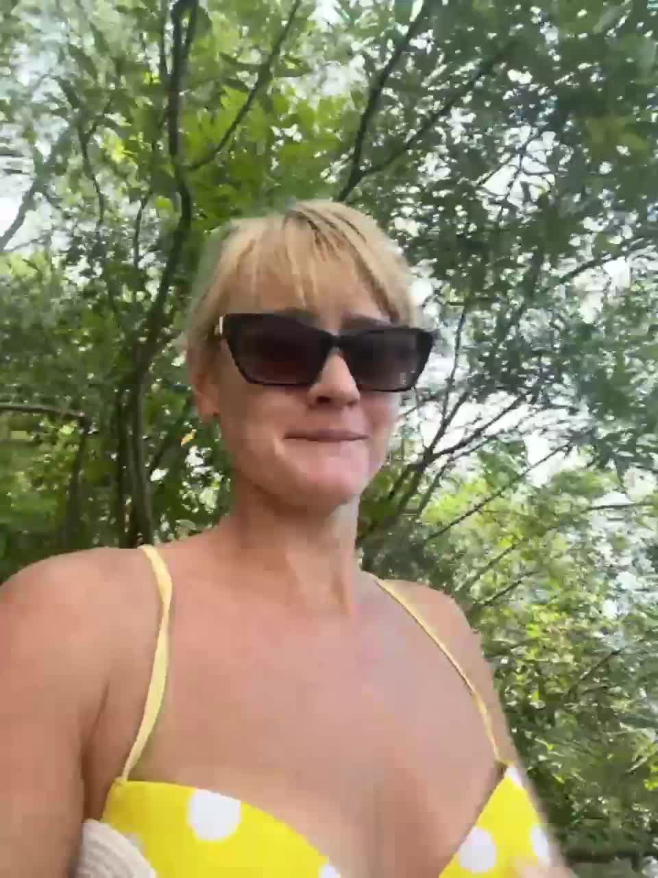 View or download file kriszayka on 2023-07-18 from bongacams