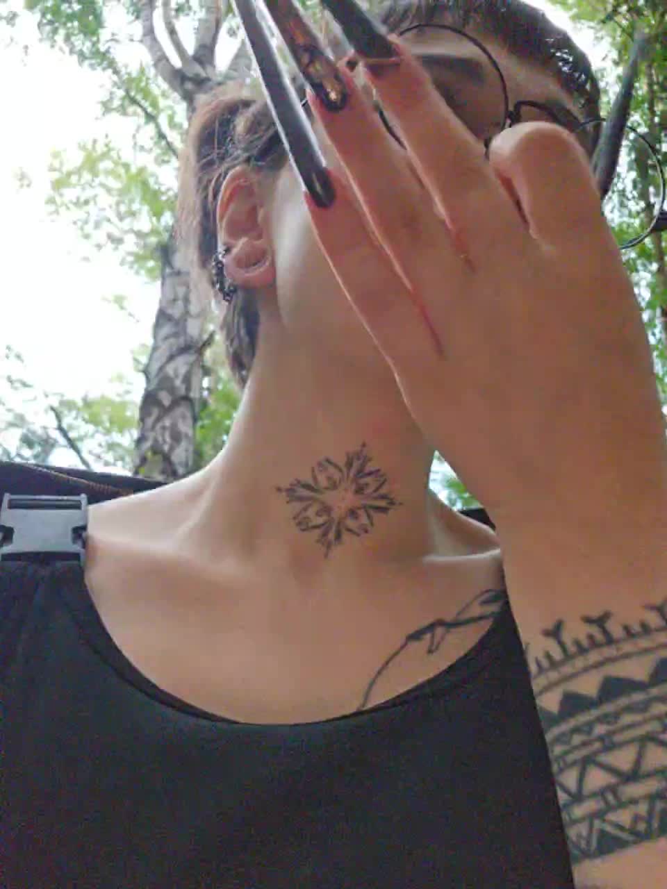 View or download file lolymolly on 2023-07-18 from bongacams