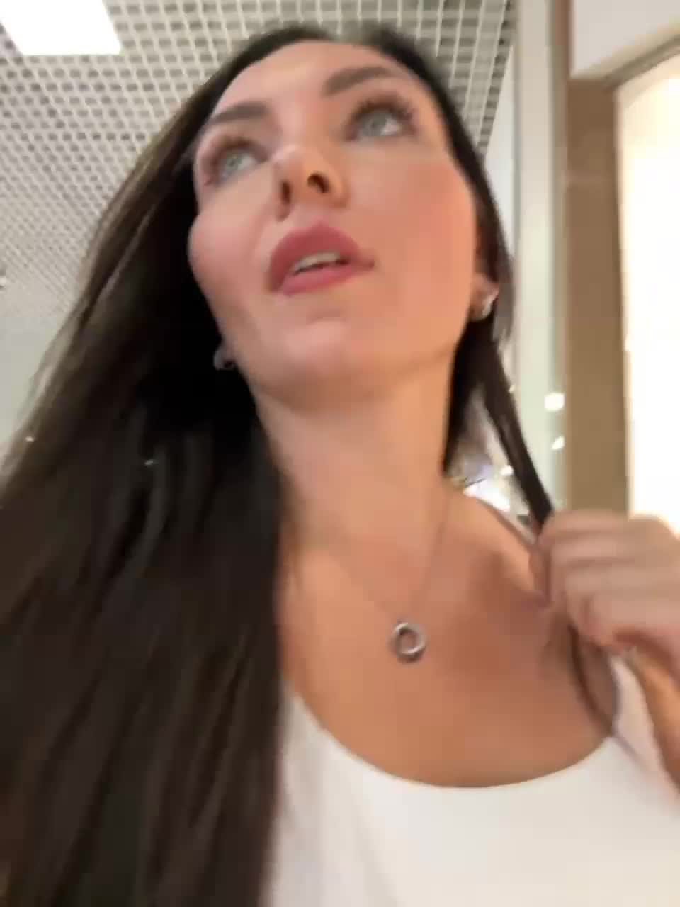 View or download file divora on 2023-07-19 from bongacams