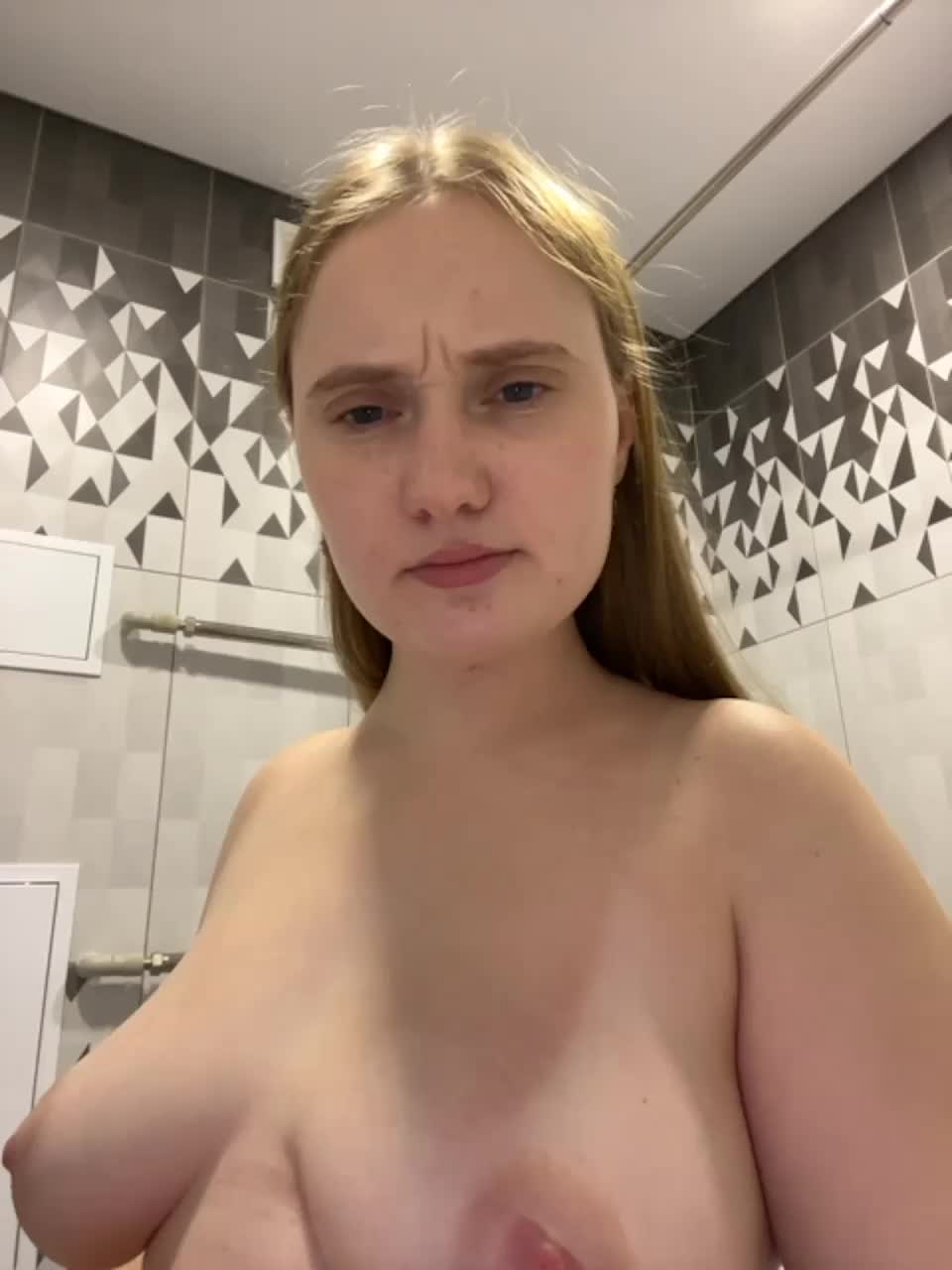 View or download file angelinakuny on 2023-07-20 from bongacams
