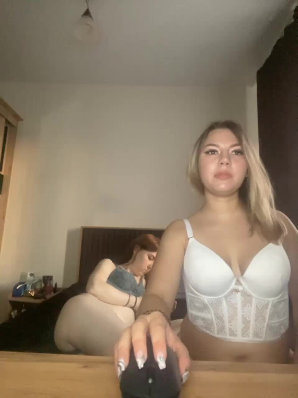 View or download file karolina7 on 2023-07-20 from bongacams