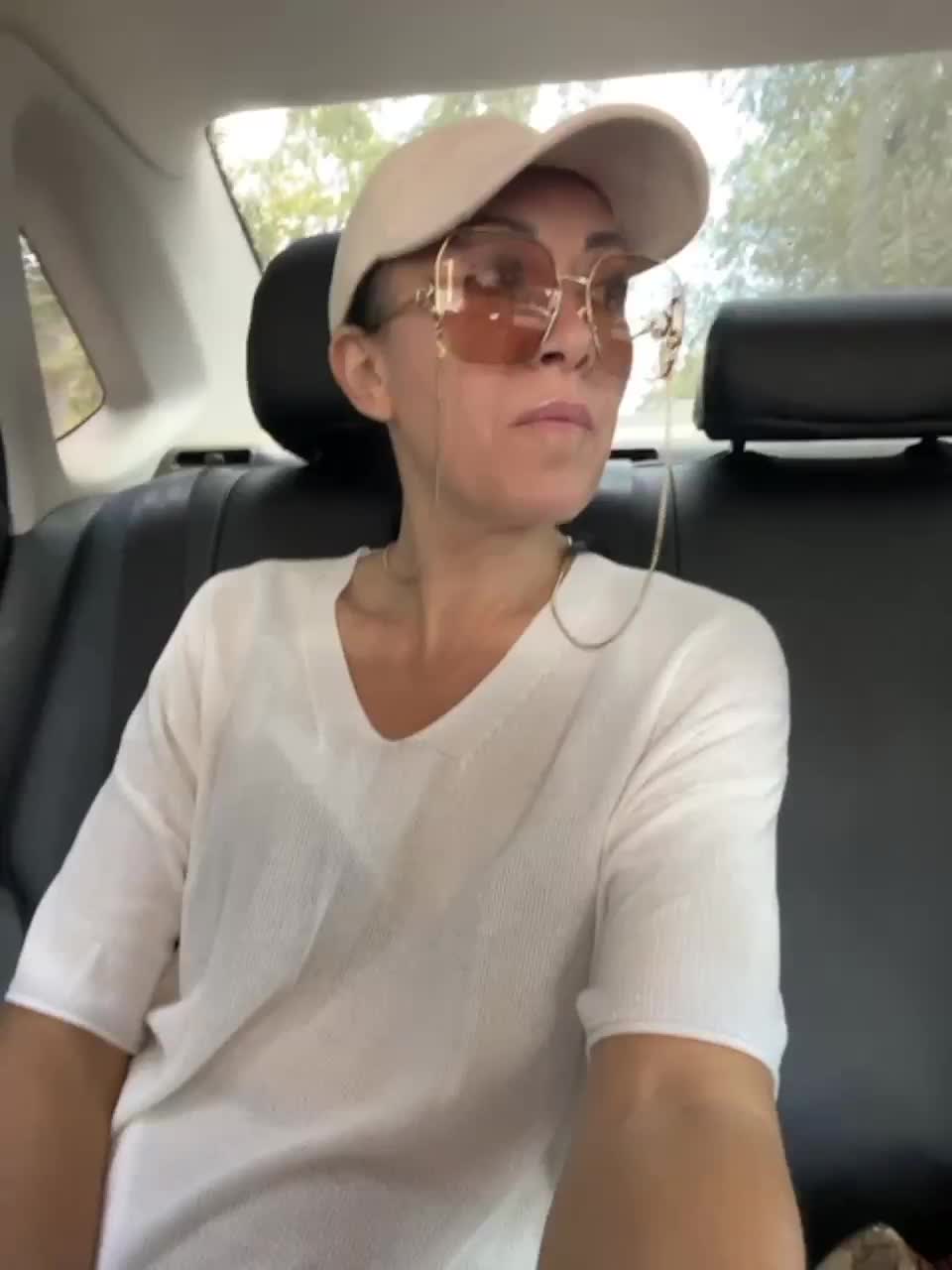 View or download file karolinamilf on 2023-07-20 from bongacams