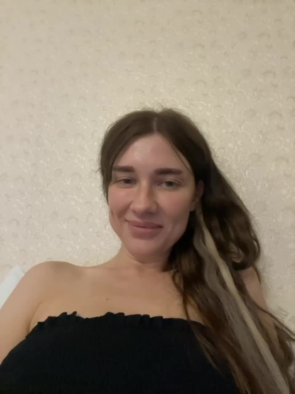 View or download file kirlove1 on 2023-07-20 from bongacams