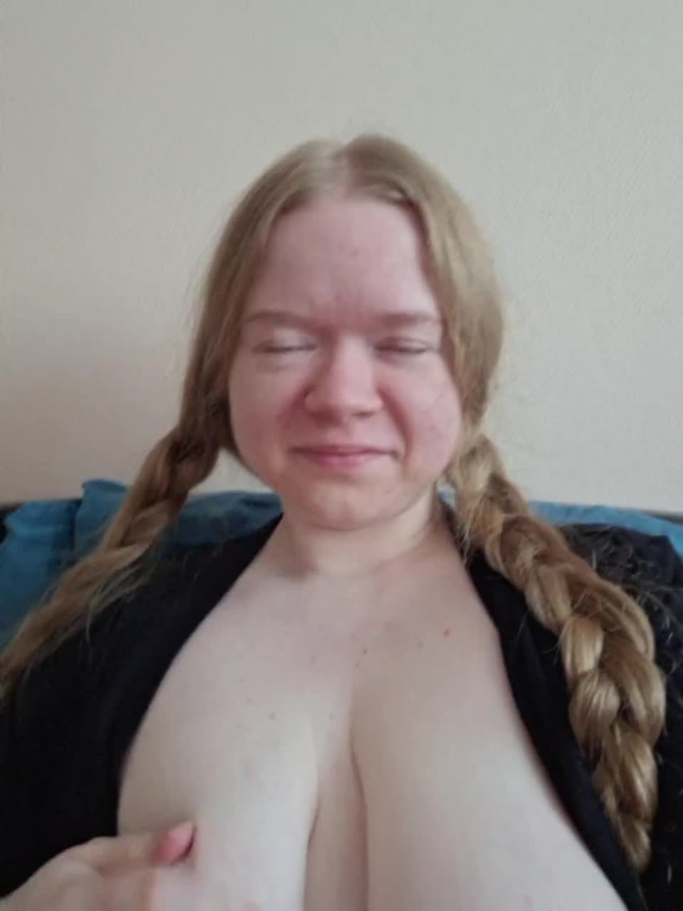 View or download file milokris on 2023-07-20 from bongacams