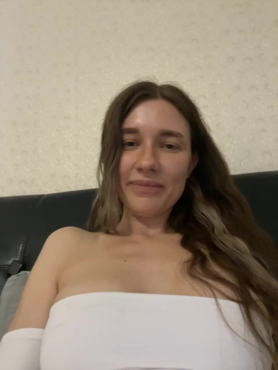 View or download file kirlove1 on 2023-07-21 from bongacams