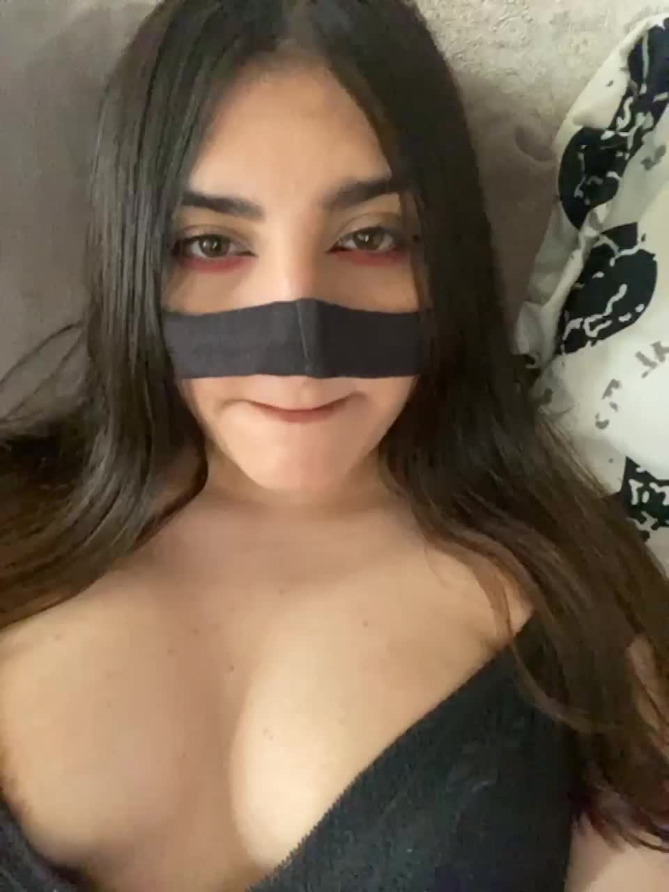 View or download file aloeloea on 2023-07-22 from bongacams