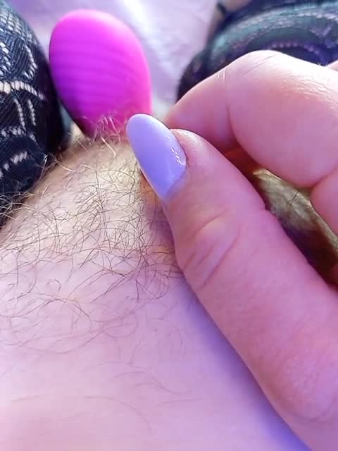 View or download file hairycrotch on 2023-07-22 from bongacams