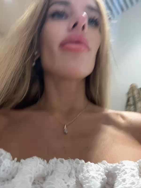 View or download file blondinochkaa on 2023-07-24 from bongacams