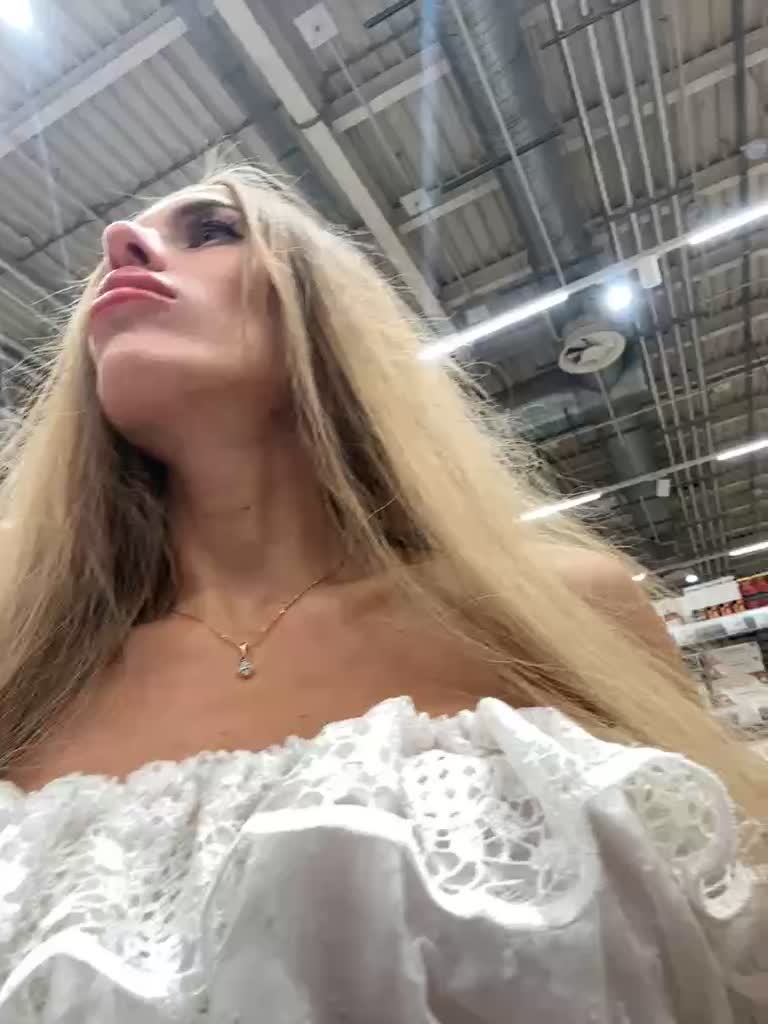 View or download file blondinochkaa on 2023-07-24 from bongacams