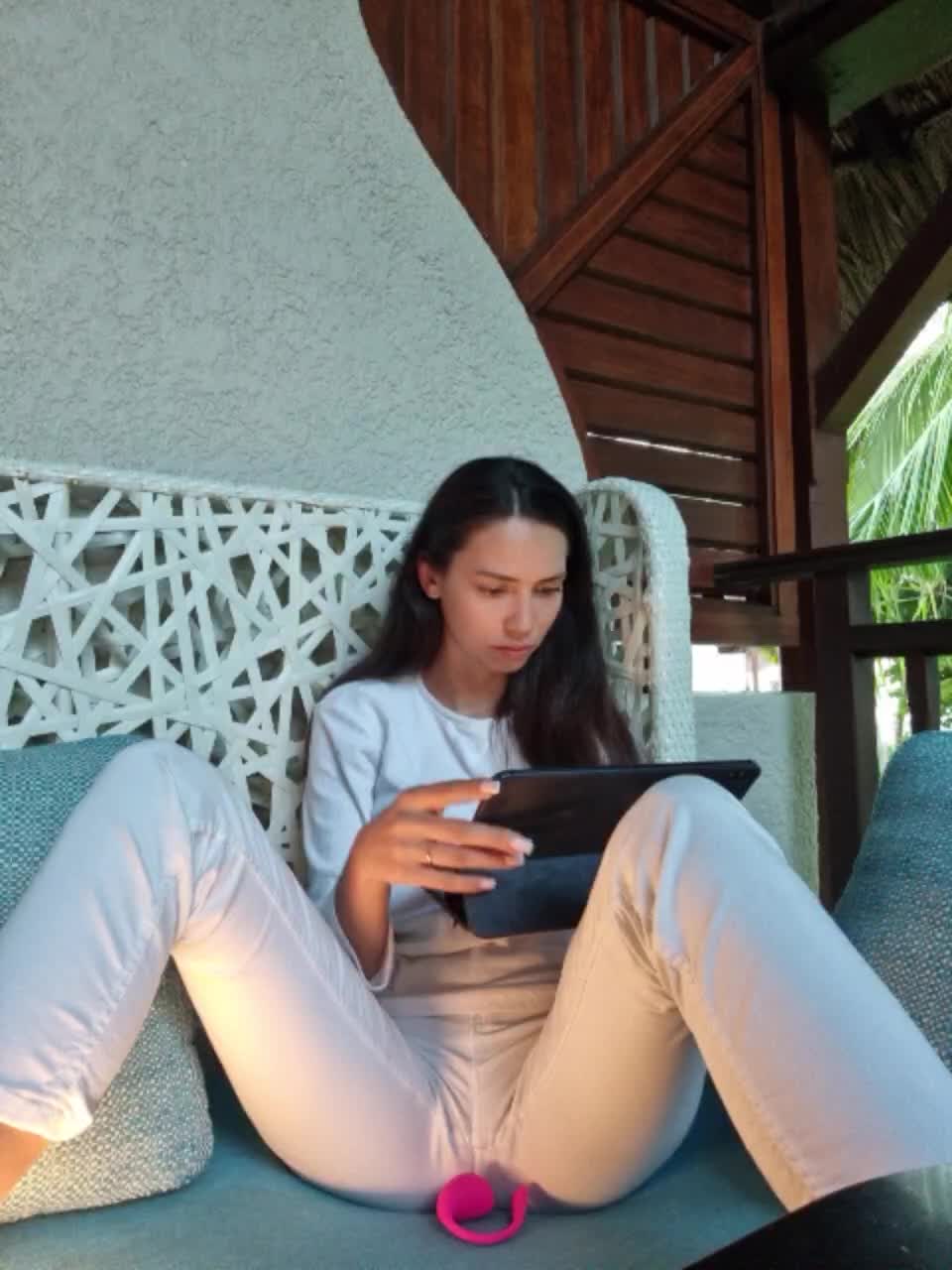 View or download file mr_and_mrs_smith_xxl on 2023-07-24 from bongacams