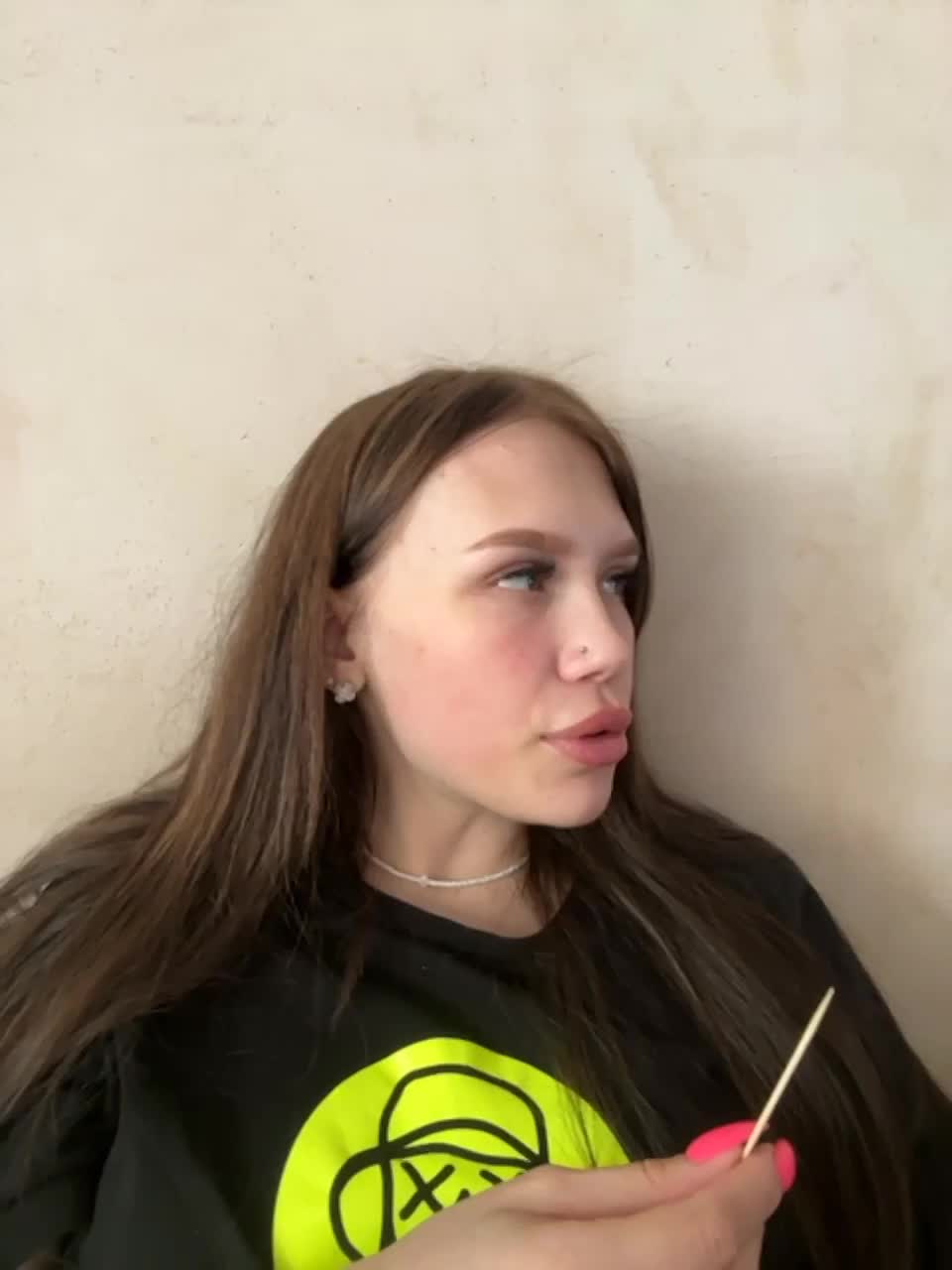 View or download file angelll3 on 2023-07-25 from bongacams