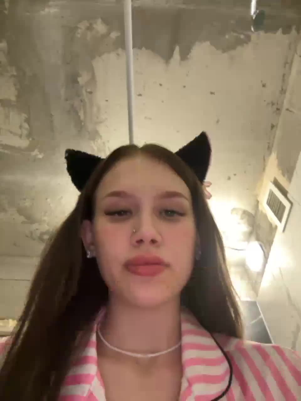 View or download file angelll3 on 2023-07-25 from bongacams