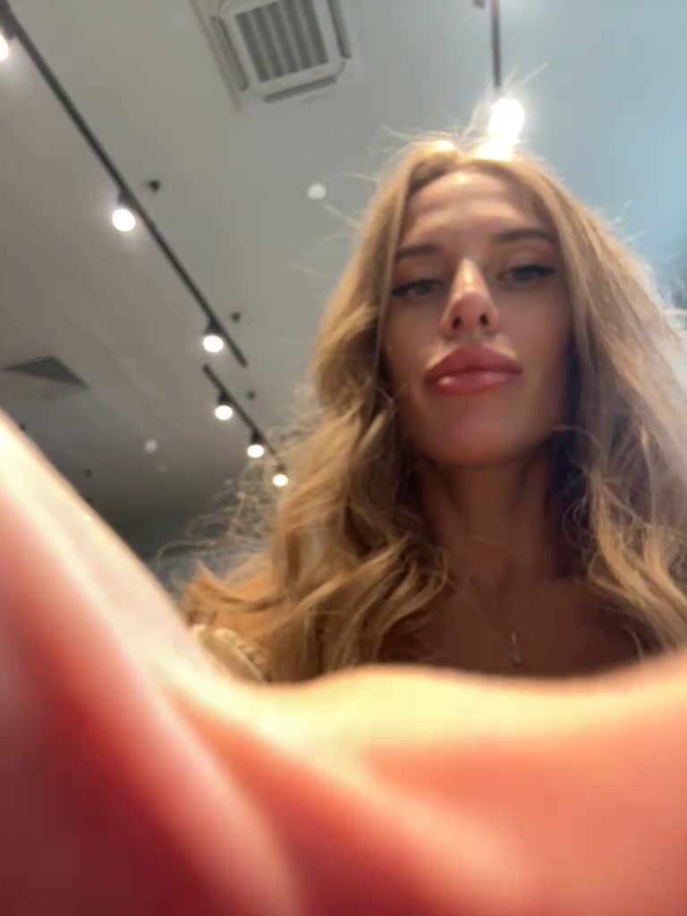 View or download file blondinochkaa on 2023-07-25 from bongacams