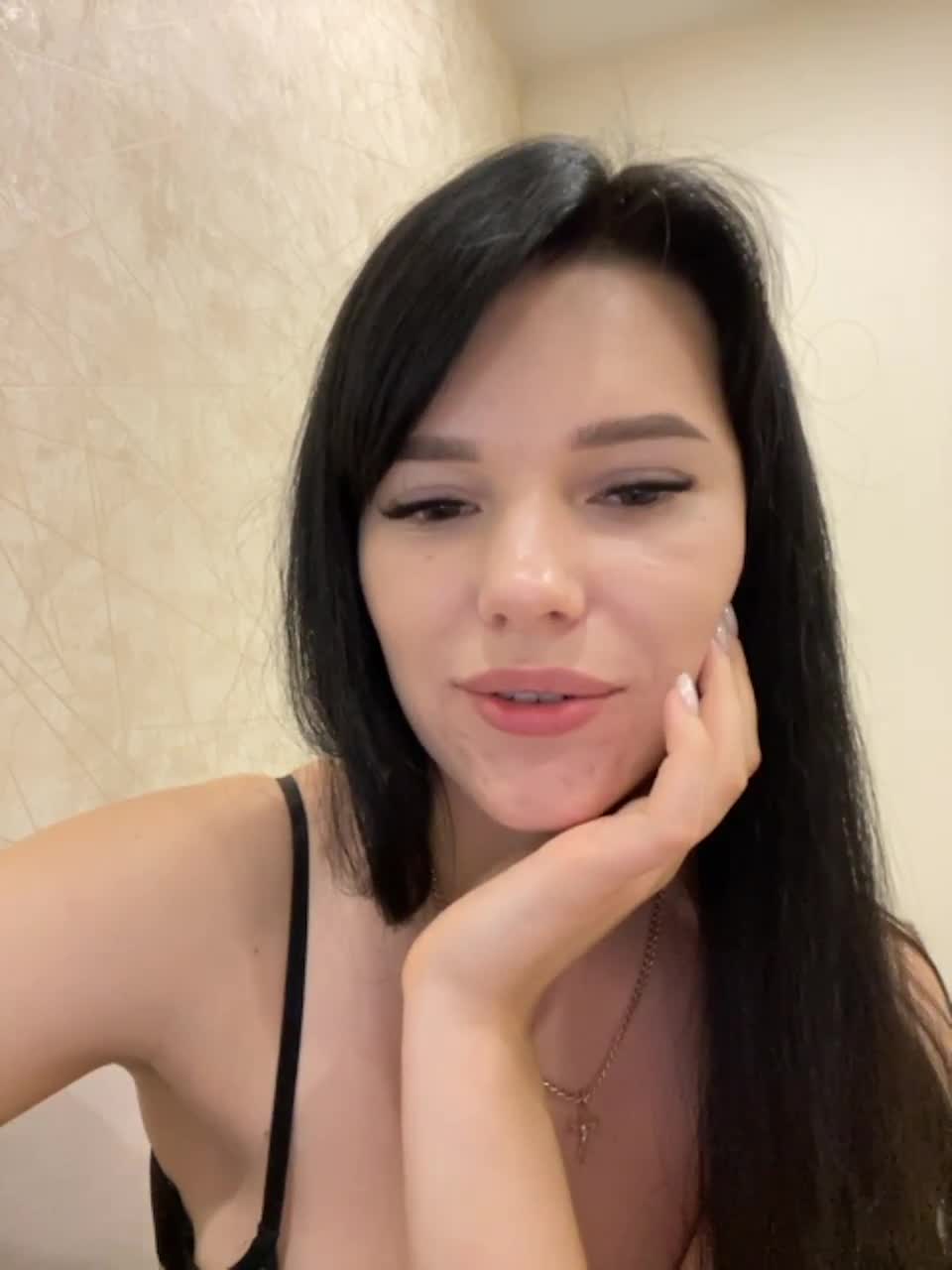 View or download file ladysunshine_ on 2023-07-25 from bongacams