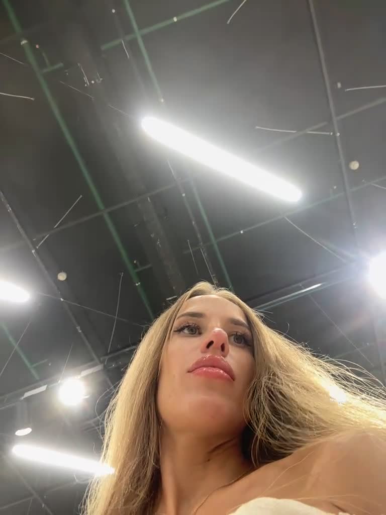 View or download file blondinochkaa on 2023-07-26 from bongacams