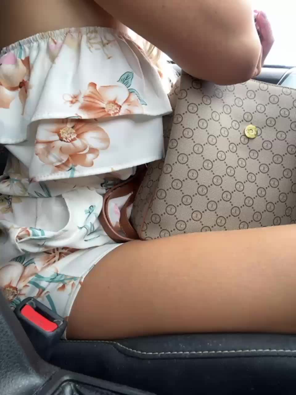 View or download file lady_dee on 2023-07-27 from bongacams