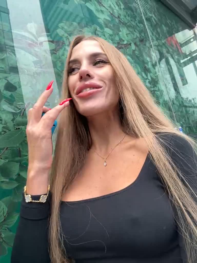 View or download file blondinochkaa on 2023-07-29 from bongacams