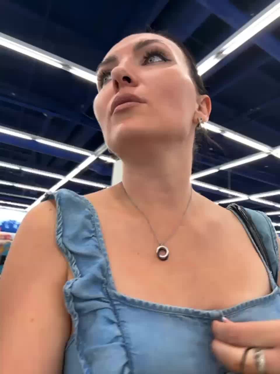 View or download file divora on 2023-07-30 from bongacams