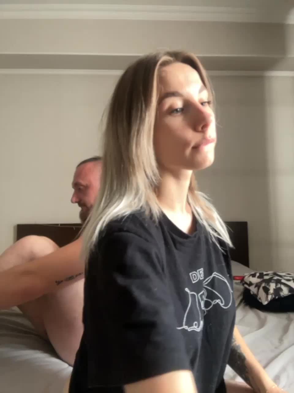 View or download file vik1one1 on 2023-07-30 from bongacams