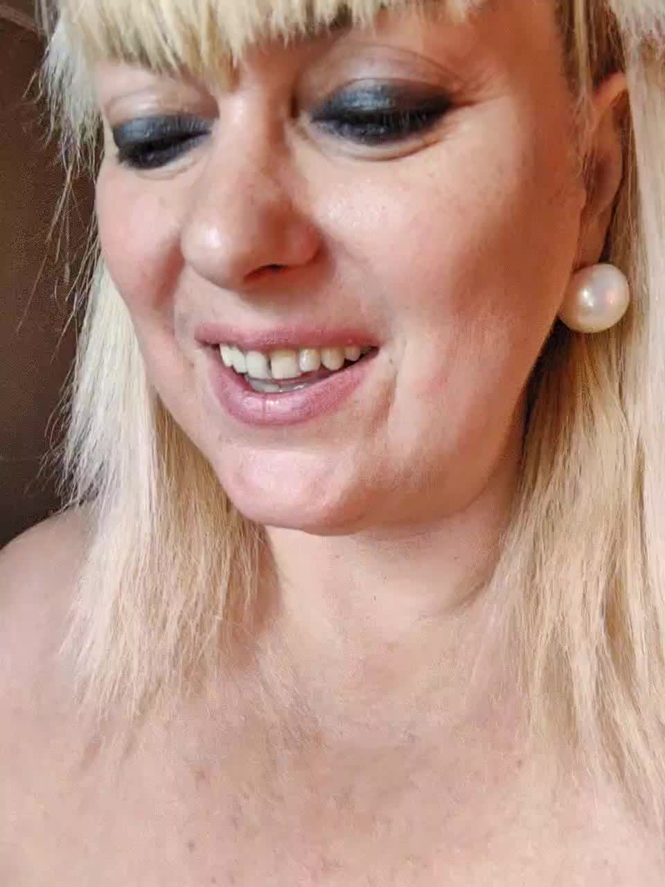 View or download file janna37 on 2023-07-31 from bongacams