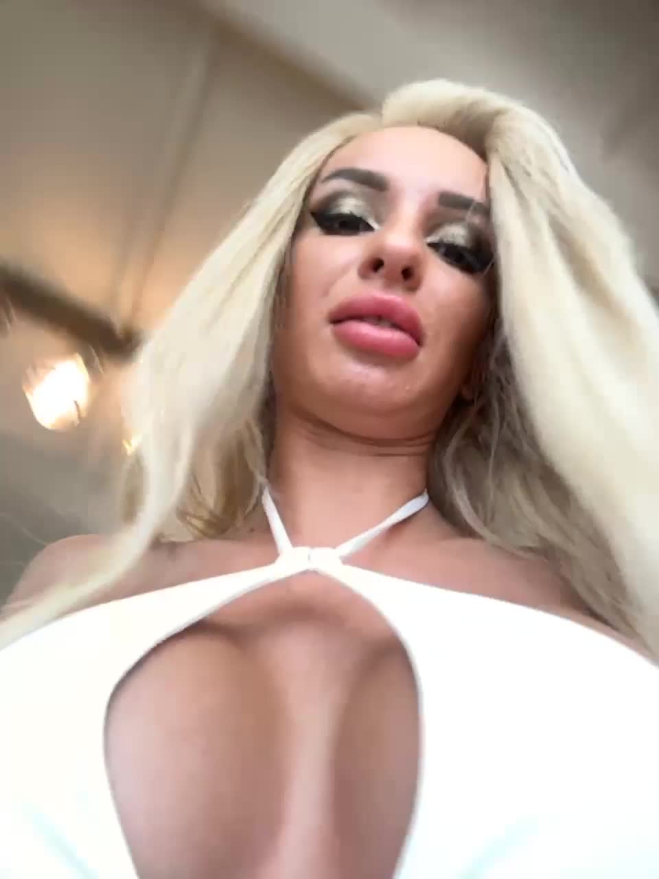 View or download file goldpussy69 on 2023-08-02 from bongacams