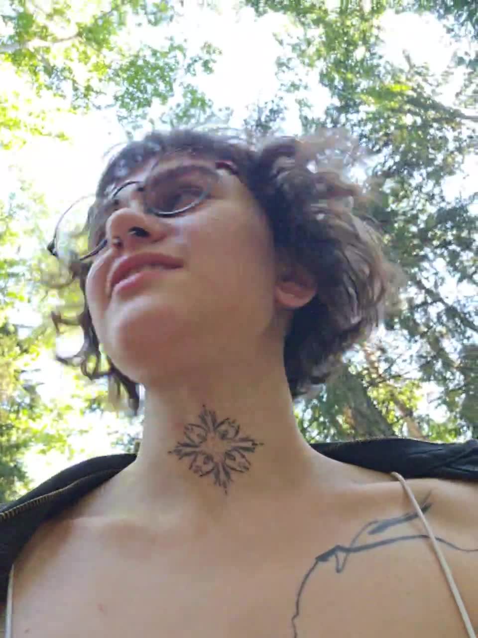 View or download file lolymolly on 2023-08-02 from bongacams