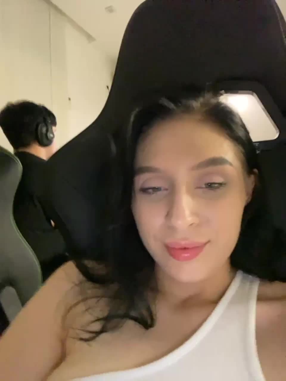 View or download file partynextnext on 2023-08-02 from bongacams