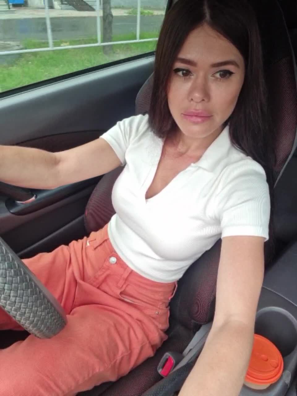 View or download file vikki100500 on 2023-08-02 from bongacams