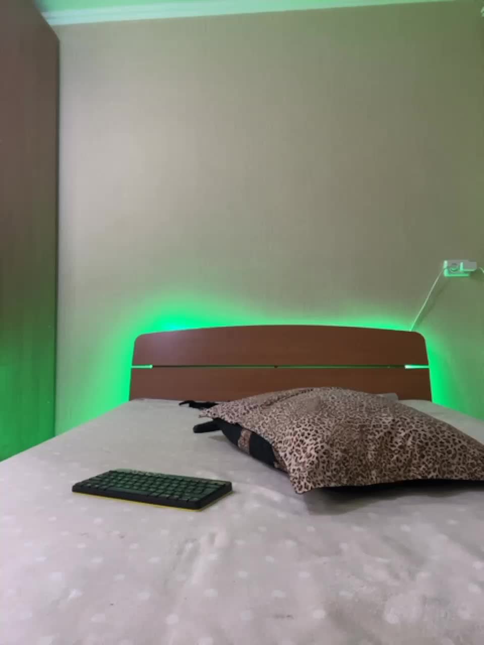 View or download file blue_eyes1 on 2023-08-04 from bongacams