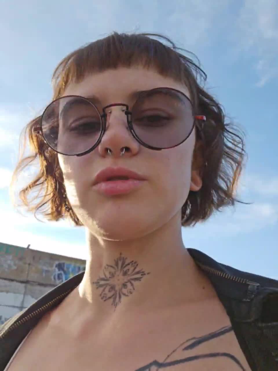 View or download file lolymolly on 2023-08-04 from bongacams