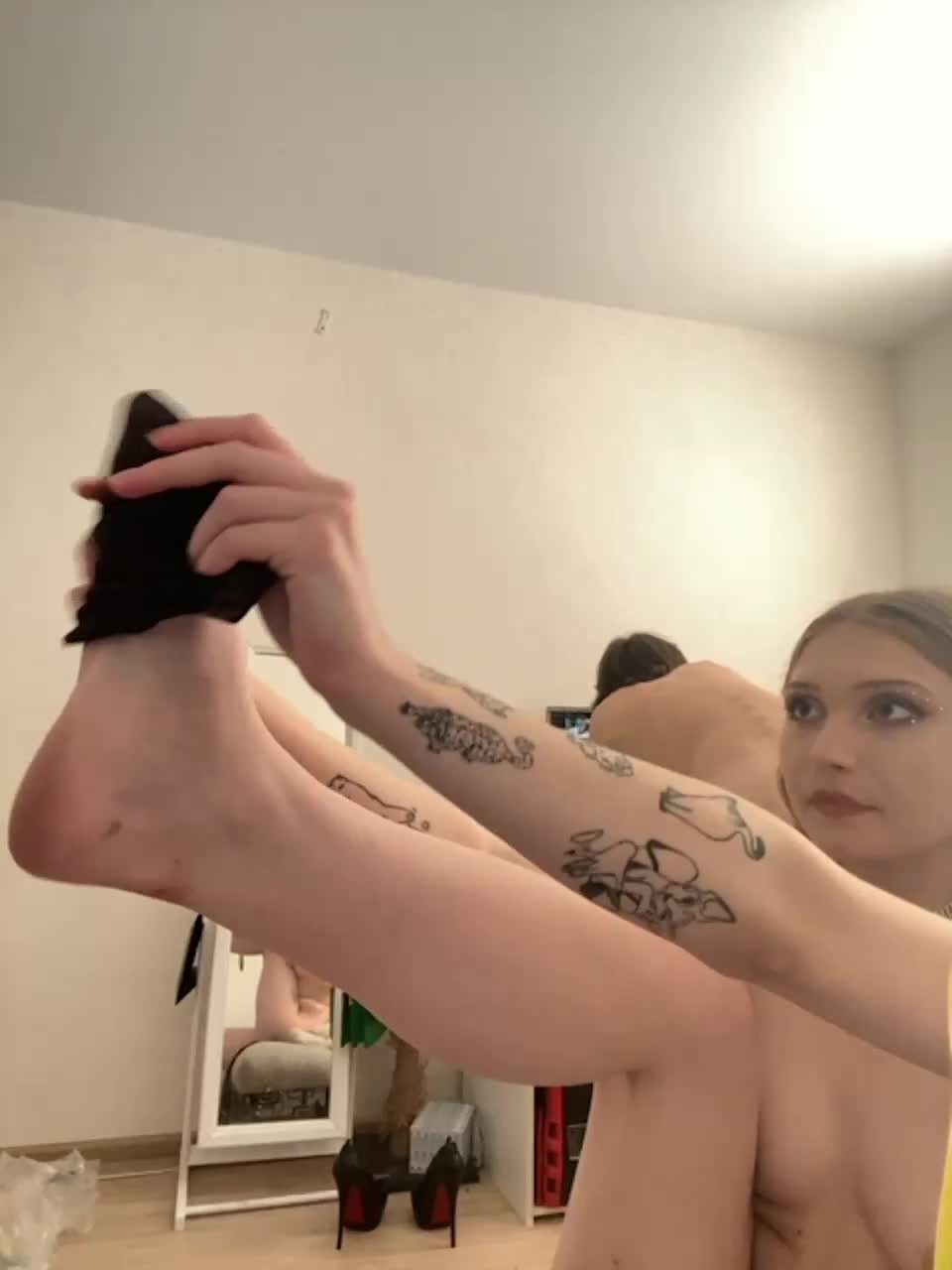 View or download file papochkamalysh on 2023-08-04 from bongacams