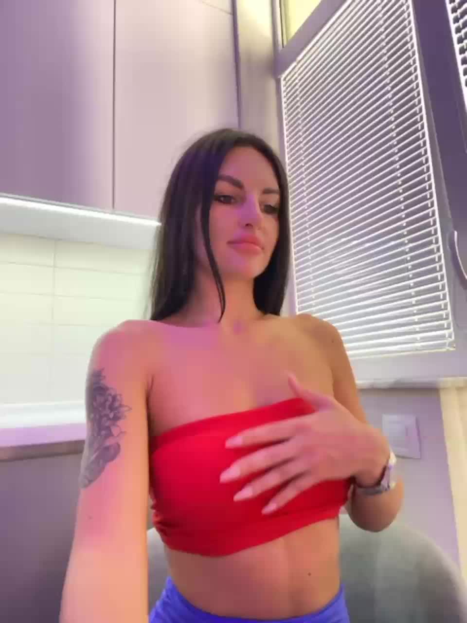 View or download file sweetkira25 on 2023-08-04 from bongacams