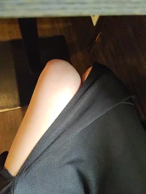 View or download file fox_hole on 2023-08-05 from bongacams