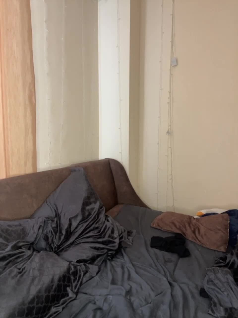 View or download file kyrymi on 2023-08-05 from bongacams